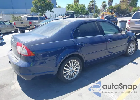 2007 Mercury Milan V6 Premier z USA, uszkodzony, nr VIN 3MEHM08107R640786